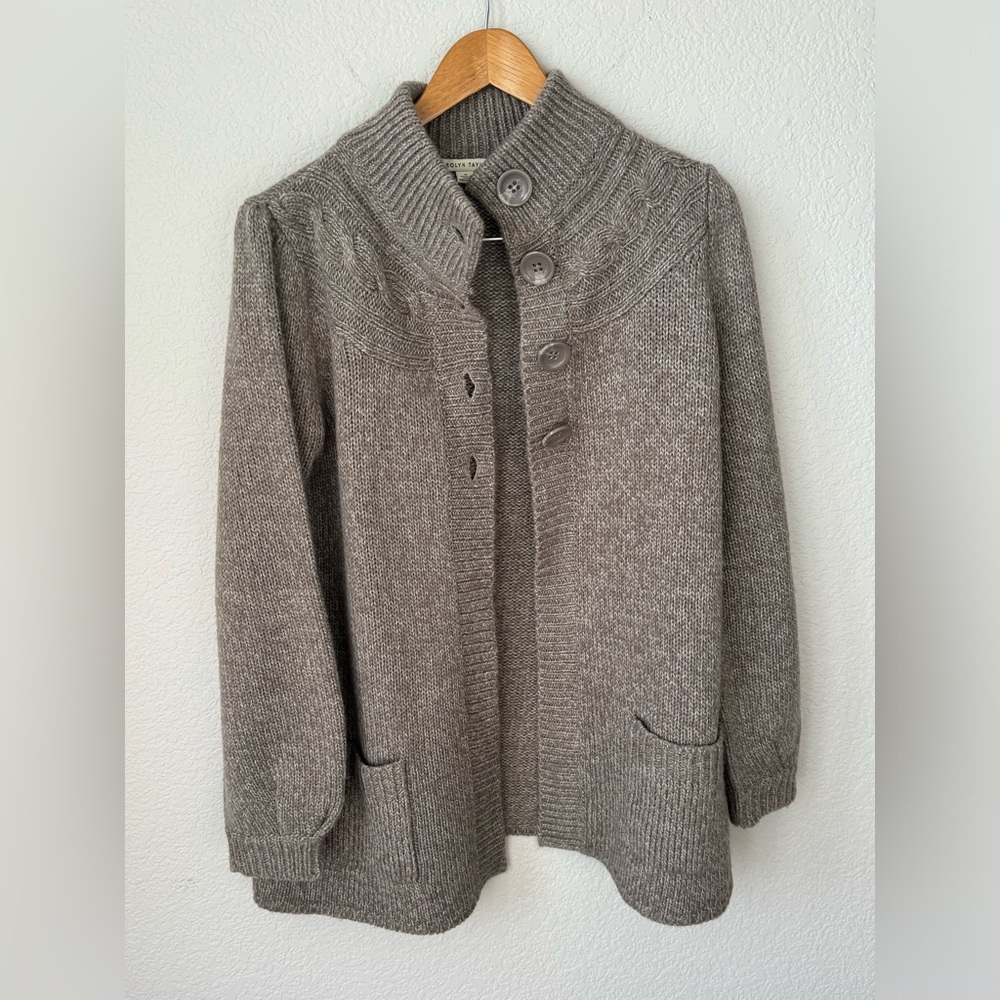 CAROLYN TAYLOR Oversized Cardigan Sweater Balloon Sleeves Sz M Brown